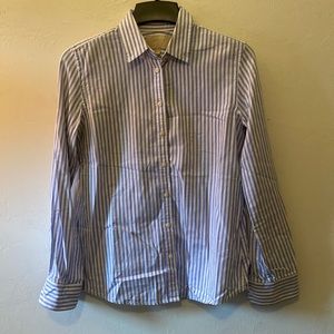 *SOLD* Banana Republic Oxford Shirt Size M